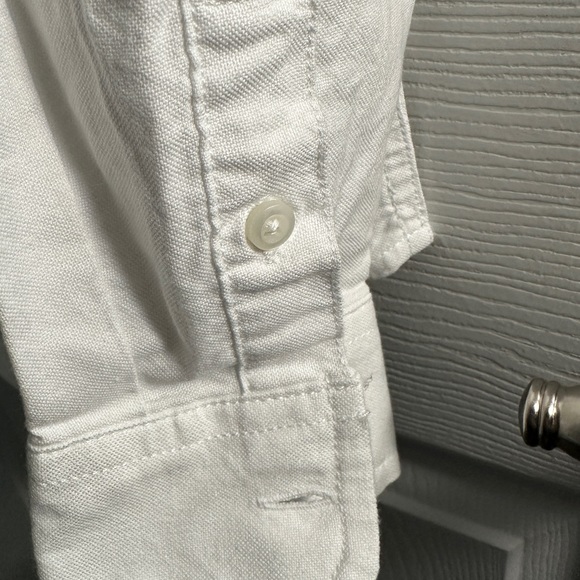 Children’s Place White Button-up Shirt with Left Pocket - Picture 3 of 8